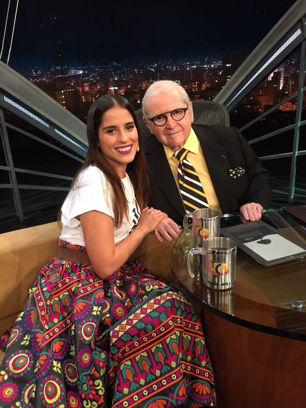 Em “O Livro de Jô”, Camilla Camargo, assume o papel de uma cantora de jazz para contar a história de um dos maiores comunicadores do Brasil. — Foto: Divulgação