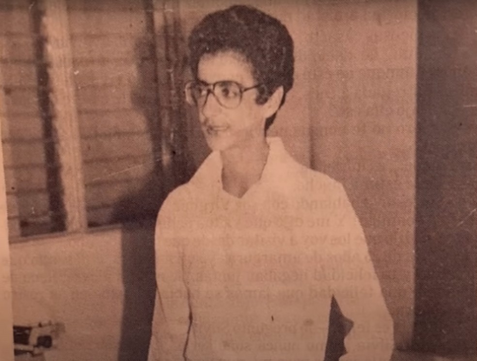 Dominicano afirma ter vivido 22 anos em convento sob o nome de 'Irmã Margarita' e diz ter engravidado uma freira — Foto: Reprodução/Youtube