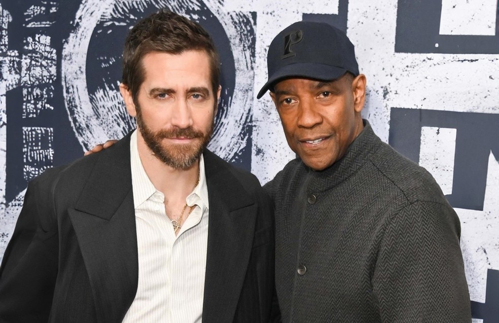 Denzel Washington e Jake Gyllenhaal estão juntos na peça 'Othelo' — Foto: Divulgação
