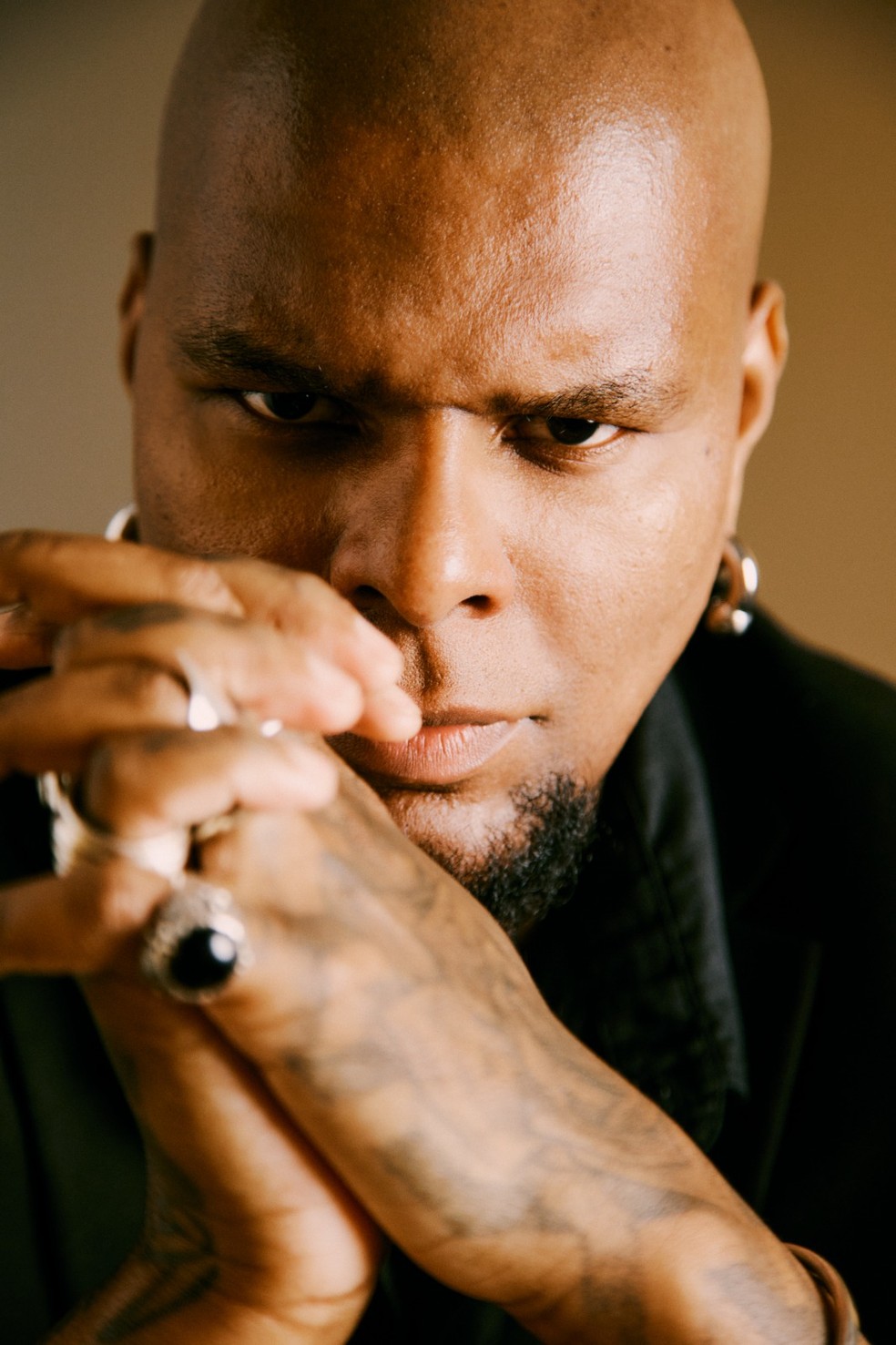 Miguel Crispim: do 'quarto de costura' a empresário em Nova York — Foto: Divulgação