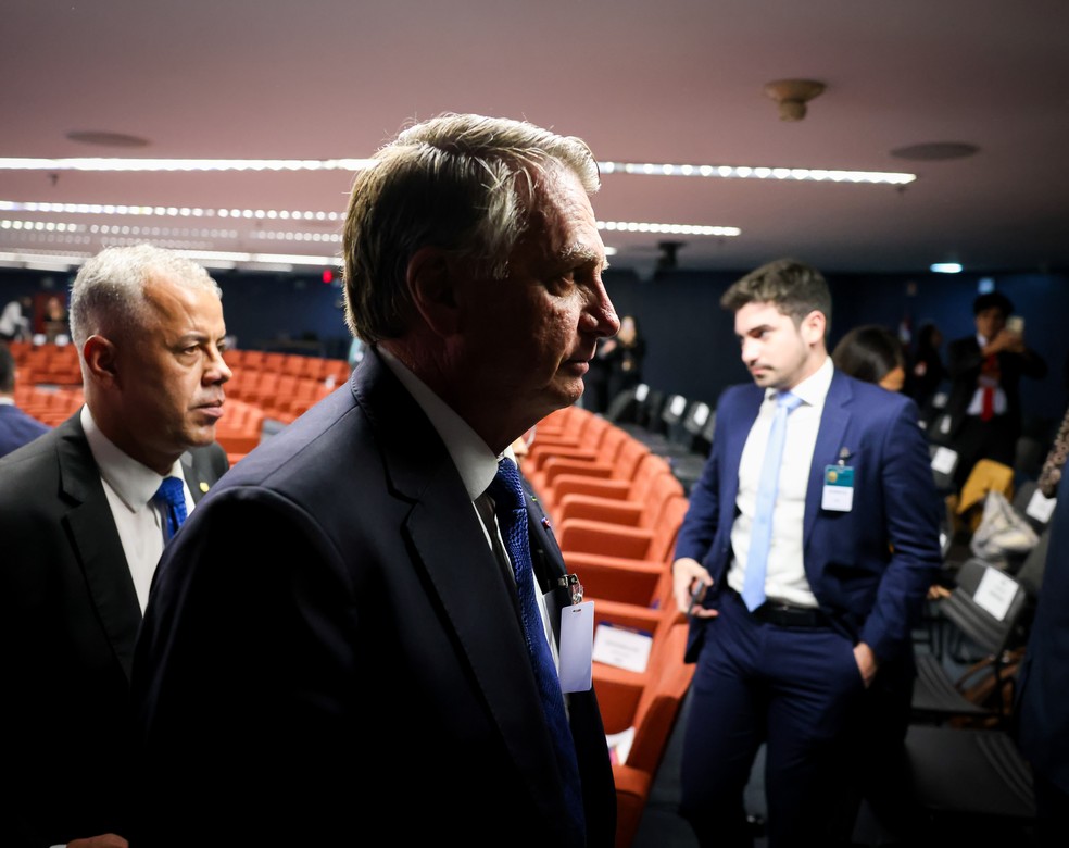 O ex-presidente Jair Bolsonaro em sessão da Primeira Turma do STF que iniciou o julgamento da denúncia por tentativa de golpe: ele foi o único dos investigados a comparecer à Corte — Foto: Gustavo Moreno/STF