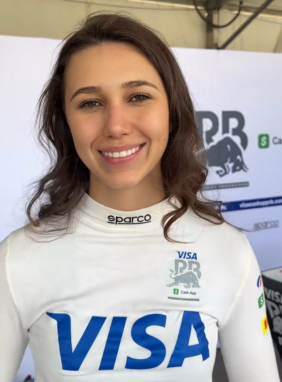 'Animada' para a corrida 2, diz Rafaela Ferreira após 5º lugar em estreia — Foto: Reprodução / Instagram