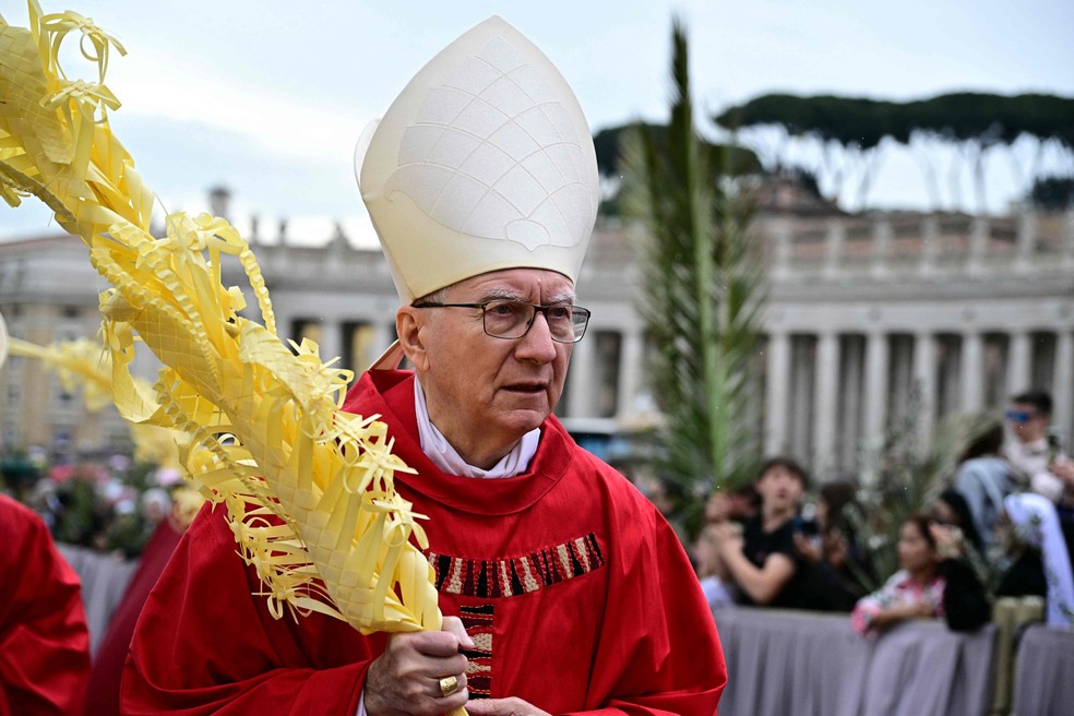 Atual secretário de Estado do Vaticano, cardeal Pietro Parolin é um dos mais cotados para suceder o Papa Francisco. — Foto: Tiziana Fabi / AFP