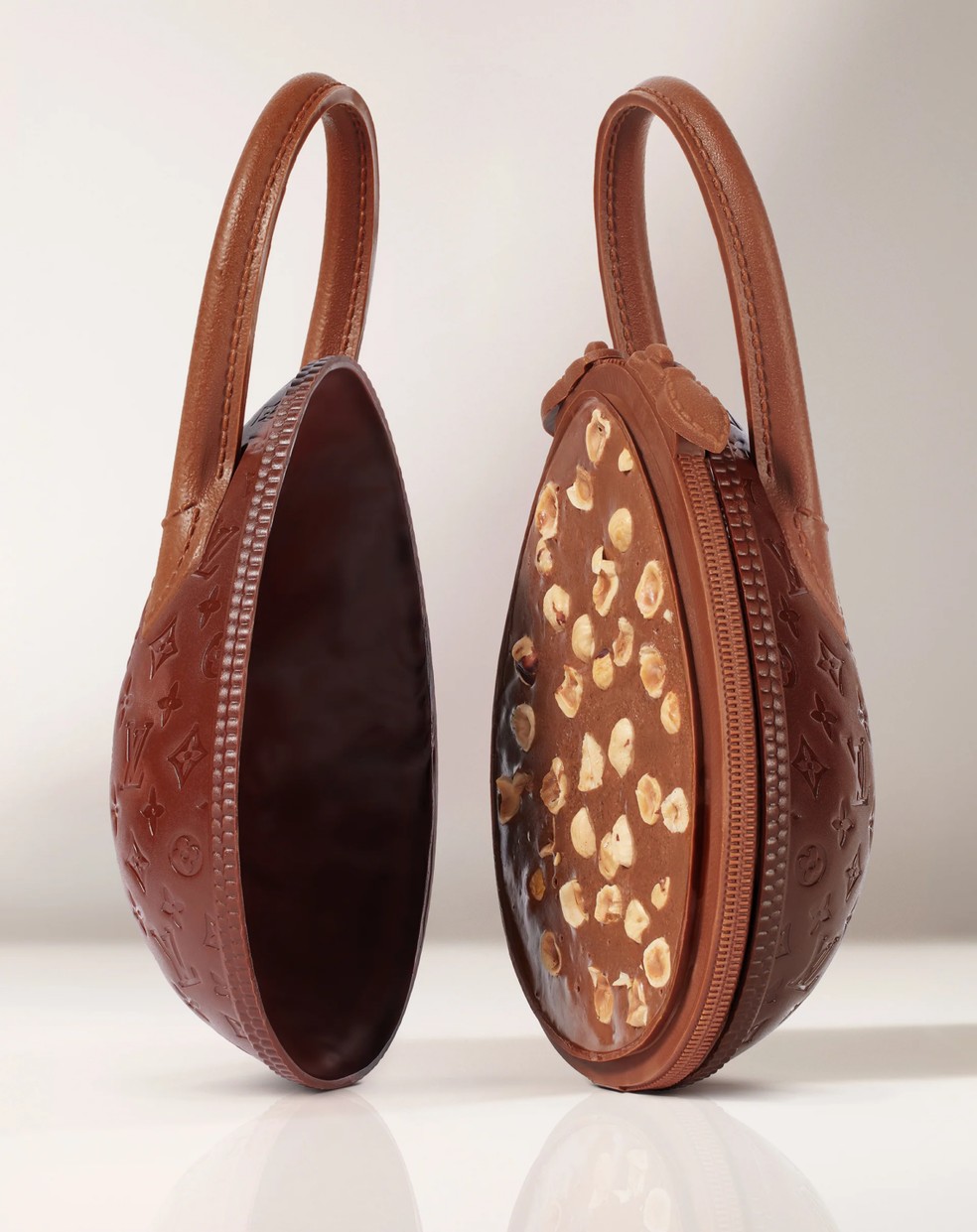 O Egg Bag da Louis Vuitton virou chocolate de luxo nas mãos do chef Maxime Frédéric. — Foto: Divulgação