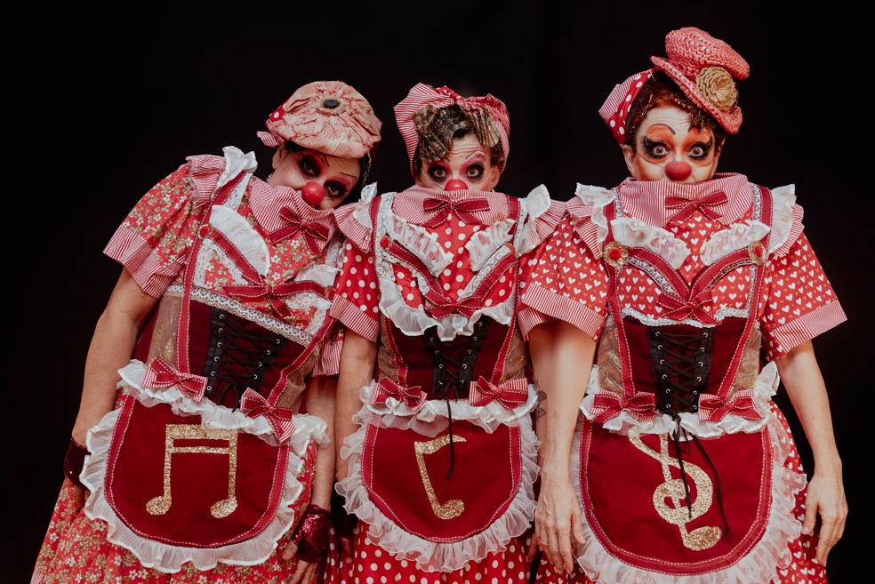 Geni Viegas, Samantha Anciães e Karla Concá criaram o grupo teatral As Marias da Graça há 34 anos: riso a partir da vida real — Foto: Divulgação/Carolina Spork