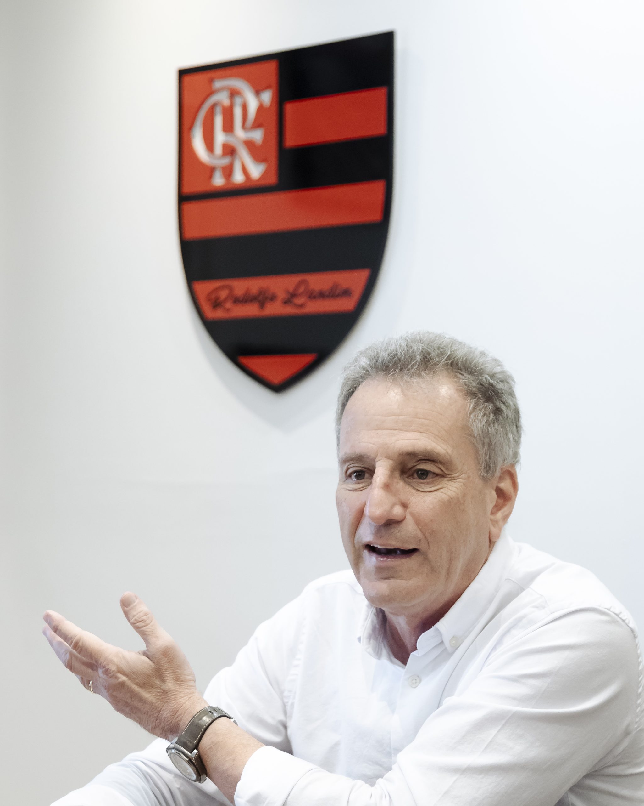 Landim assediado pelos políticos para compor chapa ao governo do RJ