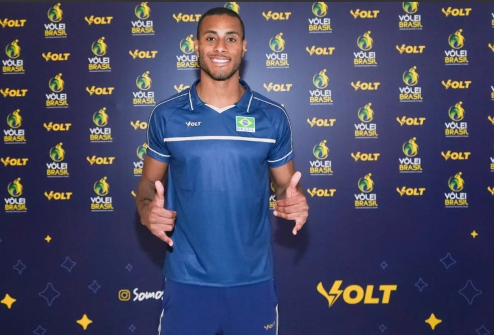 Lucarelli, o "mais velho" da seleção de vôlei da temporada de 2025 — Foto: Divulgação