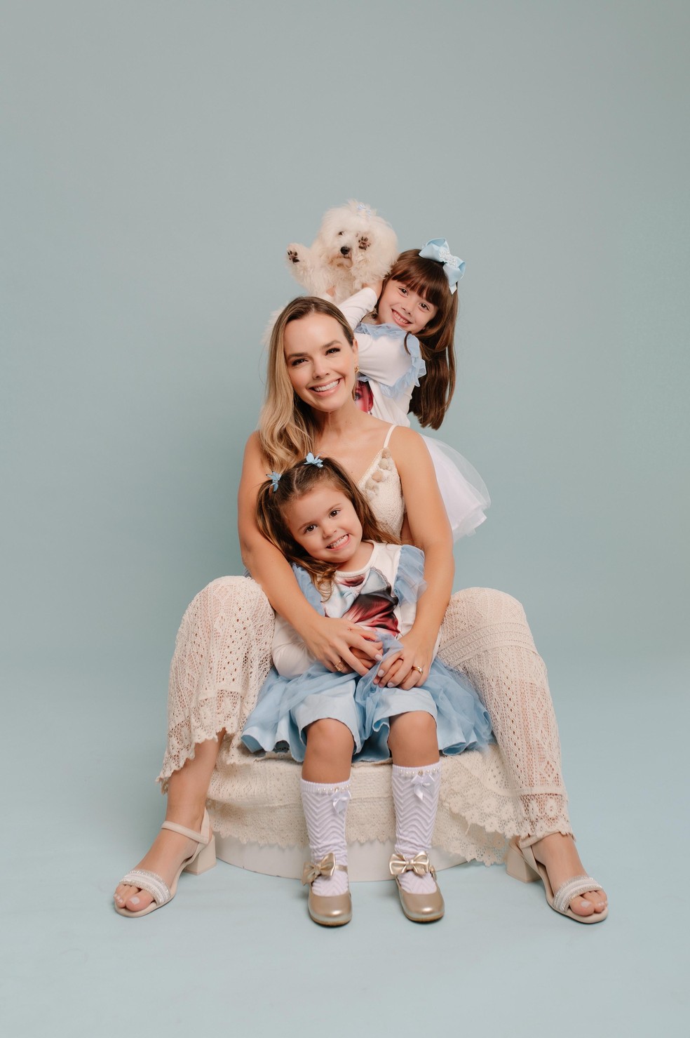 De fé cristã, Thaeme destaca o desejo de que suas filhas trilhem um caminho com propósito — Foto: Divulgação
