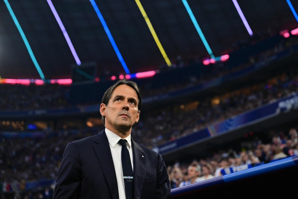 Simone Inzaghi deixou a Inter de Milão após vice europeu e estreará no Al Hilal no Mundial — Foto: Marco BERTORELLO / AFP