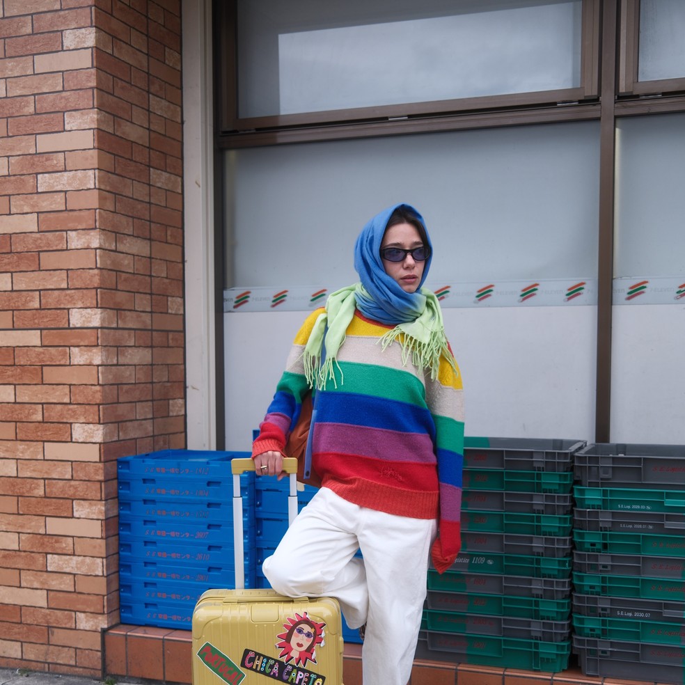 Por um mês inteiro, a designer e influenciadora Chica Capeto percorreu o Japão em uma viagem que ela mesma define como “um sonho gigante realizado” — Foto: Divulgação