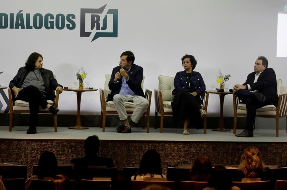 Na foto: Roberta Pimentel Kelab (Festival Vale do Café); Sérgio Ricardo Almeida (TurisRio); Cristina Maseda (Casa da Cultura de Paraty) e Guilherme Abreu (Federação de Convention e Visitors Bureaux) — Foto: Fabiano Rocha/ Agência O Globo