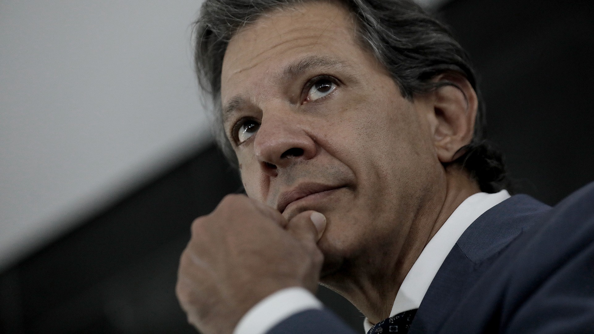 Sensacionalista - Haddad quer substituir aumento do IOF por taxação sobre vídeos bíblicos de IA