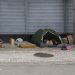 Pessoas em situação de rua dormem na Praça do Patriarca, em São Paulo — Foto: Edilson Dantas