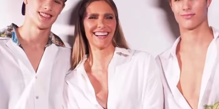 Fernanda Lima com os filhos João e Francisco — Foto: Rerprodução/Instagram