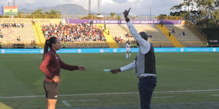 O sistema de desfio em ação na Copa do Mundo sub-20 feminina — Foto: Reprodução/Fifa