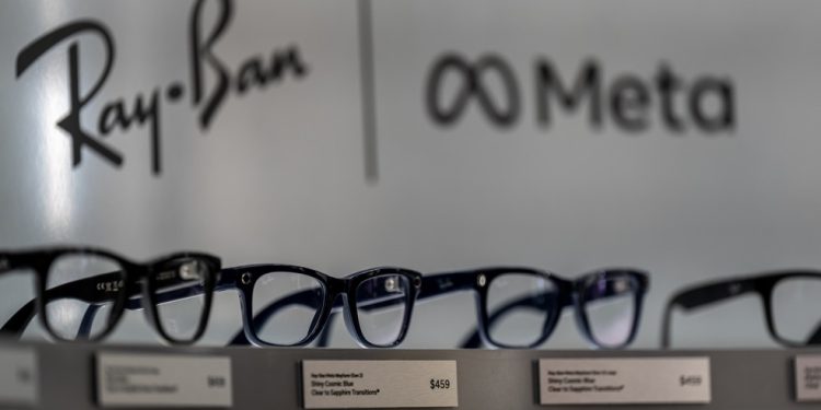 Óculos Meta Ray-Ban Gen 2 com inteligência artificial durante o evento Meta Connect em Menlo Park, Califórnia, EUA — Foto: David Paul Morris/Bloomberg