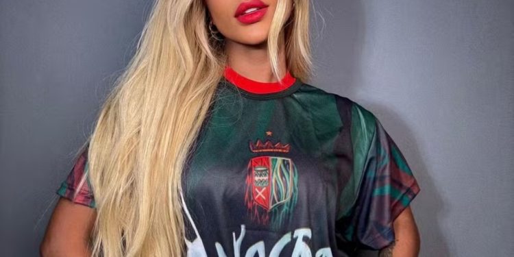 Brunna Gonçalves na Grande Rio: celebridades vibraram com a novidade — Foto: Reprodução Instagram