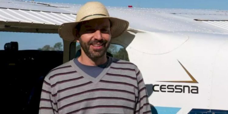 O piloto Marcelo Pereira de Barros também era o dono da aeronave — Foto: Reprodução