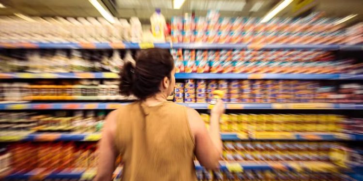 Supermercados do RJ buscam entender os hábitos de consumo dos fregueses