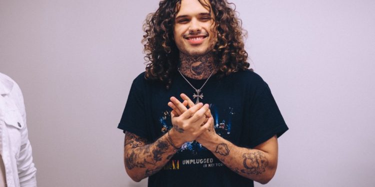 Vitão celebra nova fase com show gratuito em SP e anuncia álbum para 2026 — Foto: Divulgação