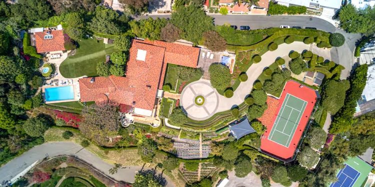 Mansão de Ricky Martin a venda em Beverly Hills — Foto: Reprodução