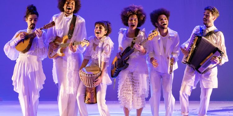 Espetáculo "Zaquim" — Foto: Divulgação/Renato Mangolin