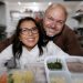 Chef Renata Romeiro e o empresário Humberto Neto, proprietários da Marmita Carioca — Foto: Marcelo Theobald / Agência O Globo
