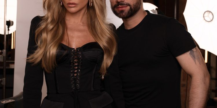 Déborah Secco e hairstylist Washington Nunnes, embaixador de L’Oréal Professionnel — Foto: Divulgação