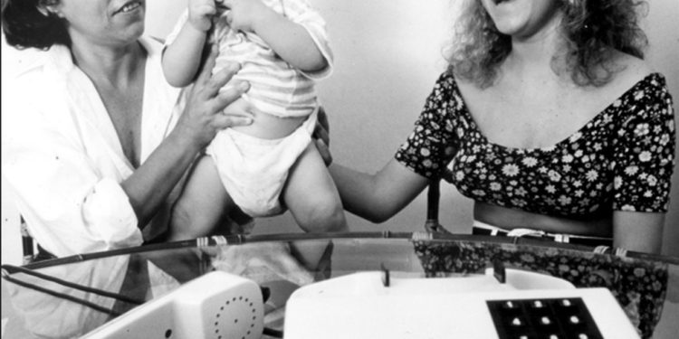 Guiomar Roitman e os filhos Daniel e Luciana: telefonemas até de madrugada — Foto: Fernando Quevedo