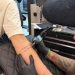 Assinante de Ale Gaúcha resolveu fazer um pedido de casamento inusitado na própria pele ao eternizar a frase em uma tatuagem — Foto: Divulgação | CO - Assessoria