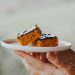 Bolo de cenoura fit: receita fácil e saudável para quem evita glúten e lactose