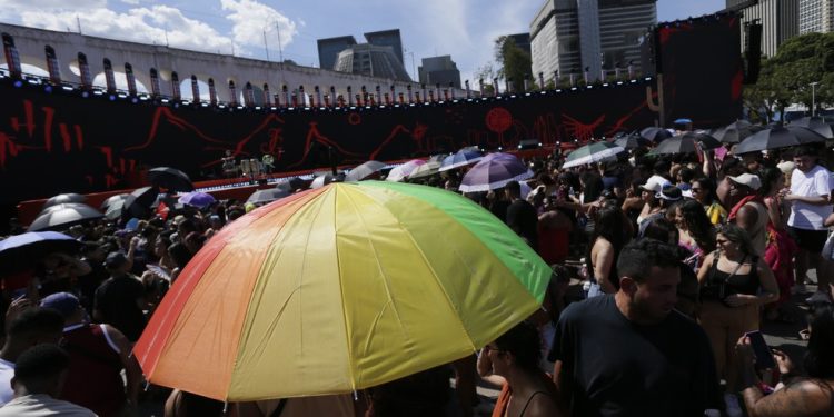 Fãs no show do João Gomes na Lapa — Foto: Marcelo Theobald/ Agência O GLOBO