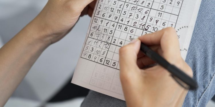 Jogos que testam a memória são aliados de quem sofre de demência e Alzheimer — Foto: Freepik