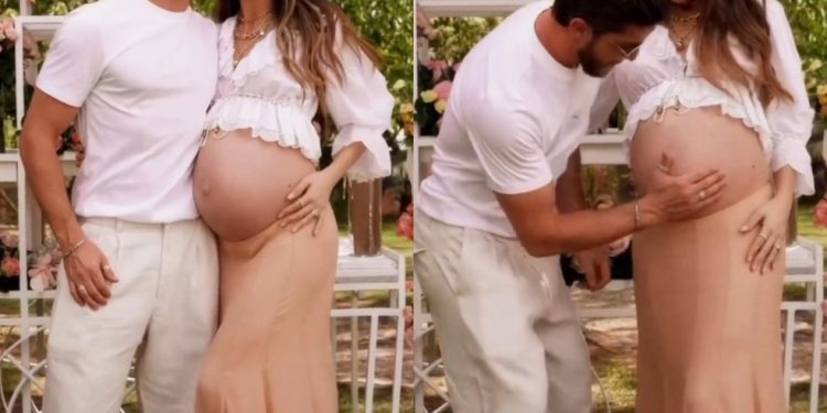 Camila Queiroz e Klebber Toledo fazem chá de bebê e fãs apostam no nome da filha — Foto: Reprodução Instagram