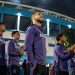 Jogadores do Racing observam foguetório antes de jogo contra Flamengo — Foto: Divulgação/X/Racing