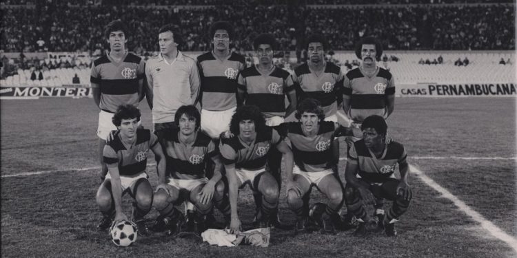 Time do Flamengo campeão da Libertadores em 1981 — Foto: ANIBAL PHILOT