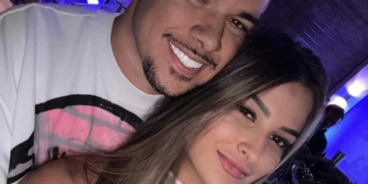 Nicolly Massariol se pronuncia após DJ Buarque confirmar término — Foto: Reprodução Instagram