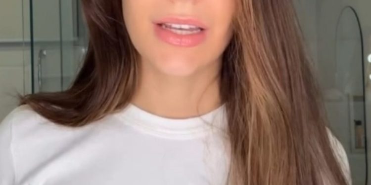 Jade Magalhães explica por que não foi à Europa com Luan Santana — Foto: Reprodução Instagram