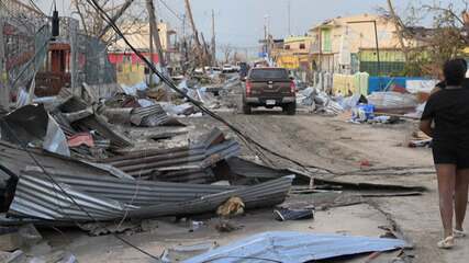 Furacão Melissa deixa rastro de destruição no sudoeste da Jamaica