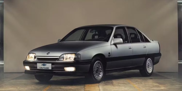Omega CD Irmscher 1994 — Foto: Divulgação