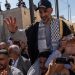 Ex-prisioneiros retornando à cidade de Ramallah, na Cisjordânia ocupada — Foto: Daniel Berehulak/New York Times