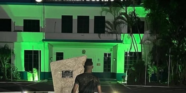 O militar Bruno Guimarães Ferraz na Base Aérea dos Afonsos — Foto: Arquivo enviado pela família