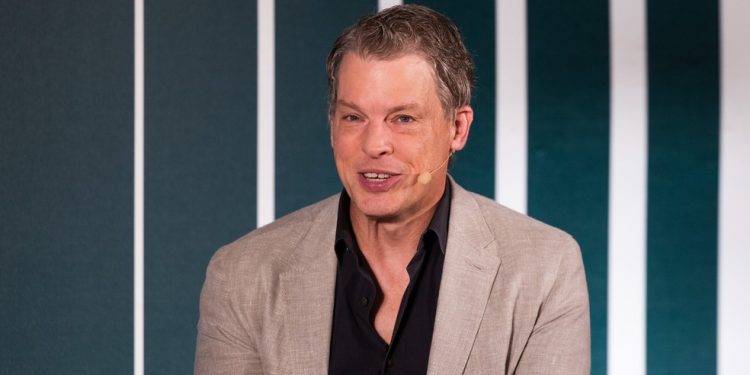 Greg Peters tem liderado o movimento da Netflix em direção aos jogos — Foto: Bloomberg