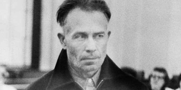 O cenário macabro encontrado na casa do serial killer Ed Gein