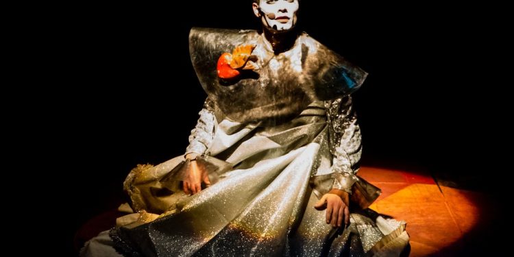 Montagem de "Roda viva", de 2019 — Foto: Paula Caldas