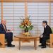 Reunião entre Trump e Naruhito durou cerca de meia-hora — Foto: Kazuhiro Nogi/AFP