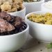 Pratos típicos como a feijoada fazem parte da experiência do turismo em favelas no Rio de Janeiro — Foto: Getty Images