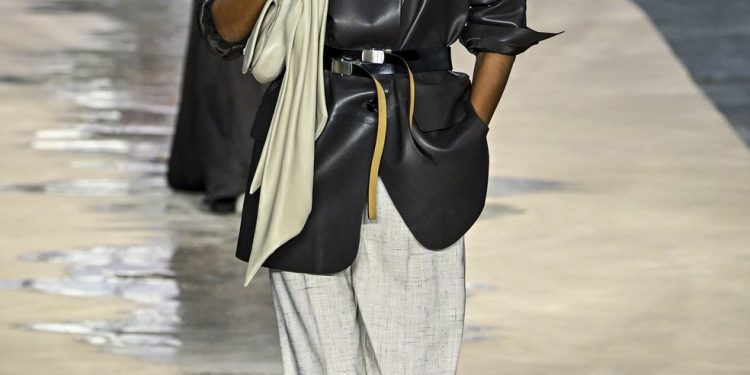 Coelção de verão 2026 da Boss — Foto: GettyImages