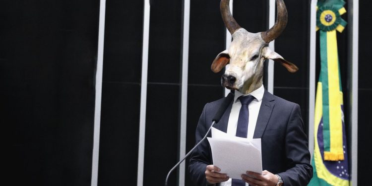 Agro articula para derrubar vetos ao PL da devastação — Foto: Editoria de Arte