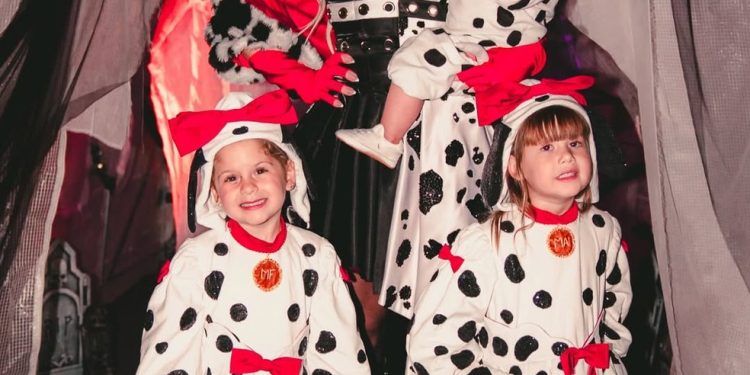 Virgínia Fonseca posou com os filhos, Maria Alice, Maria Flor e José Leonardo — Foto: Reprodução Instagram